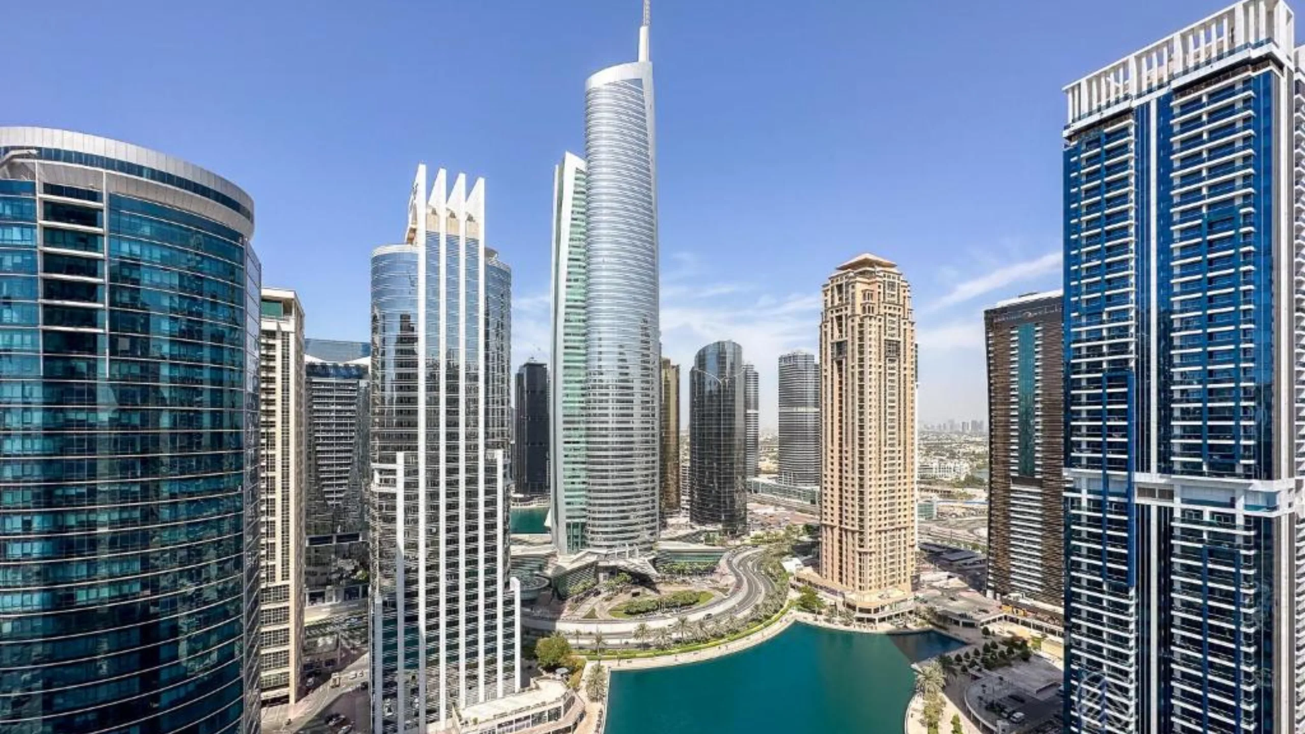 JLT (Jumeirah Lake Towers)